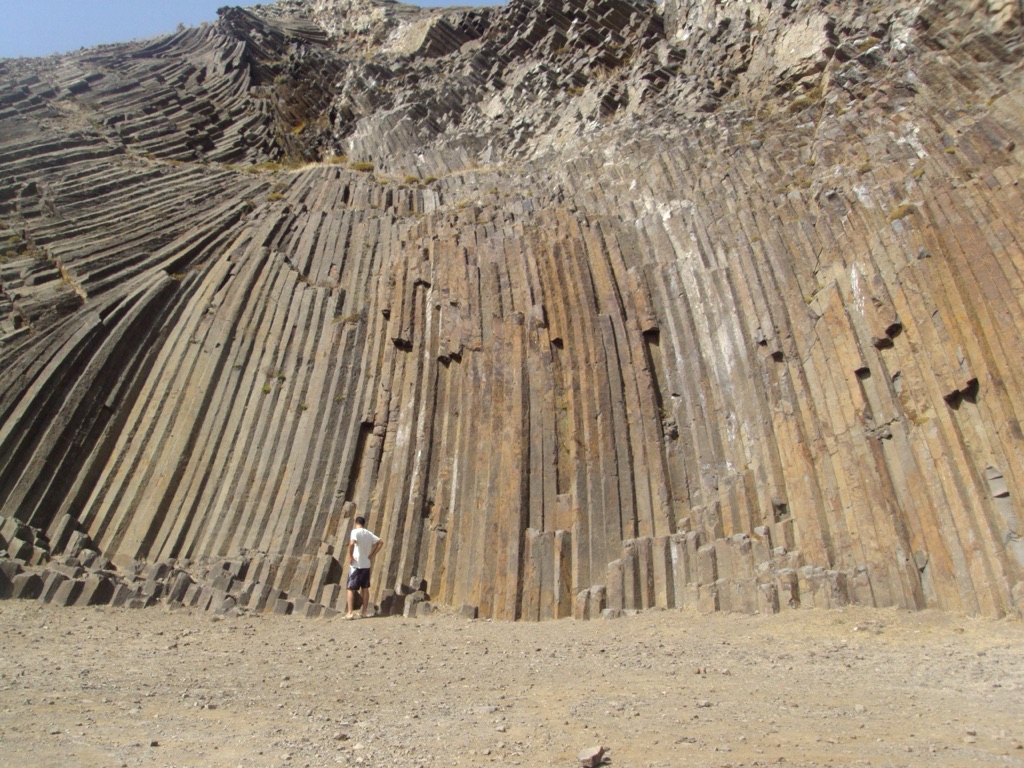 akun island columnar basalt cave