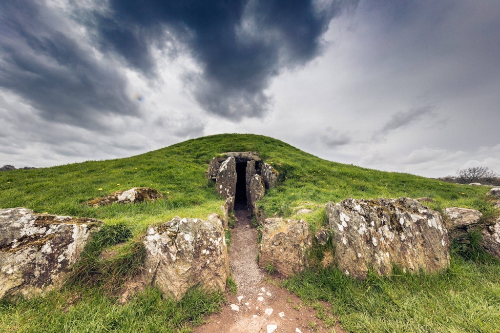 bryn celli ddu