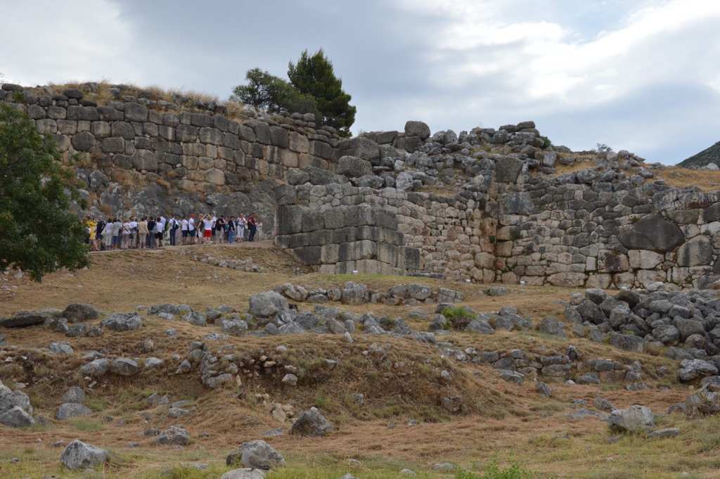 cyclopean walls (mycenae)