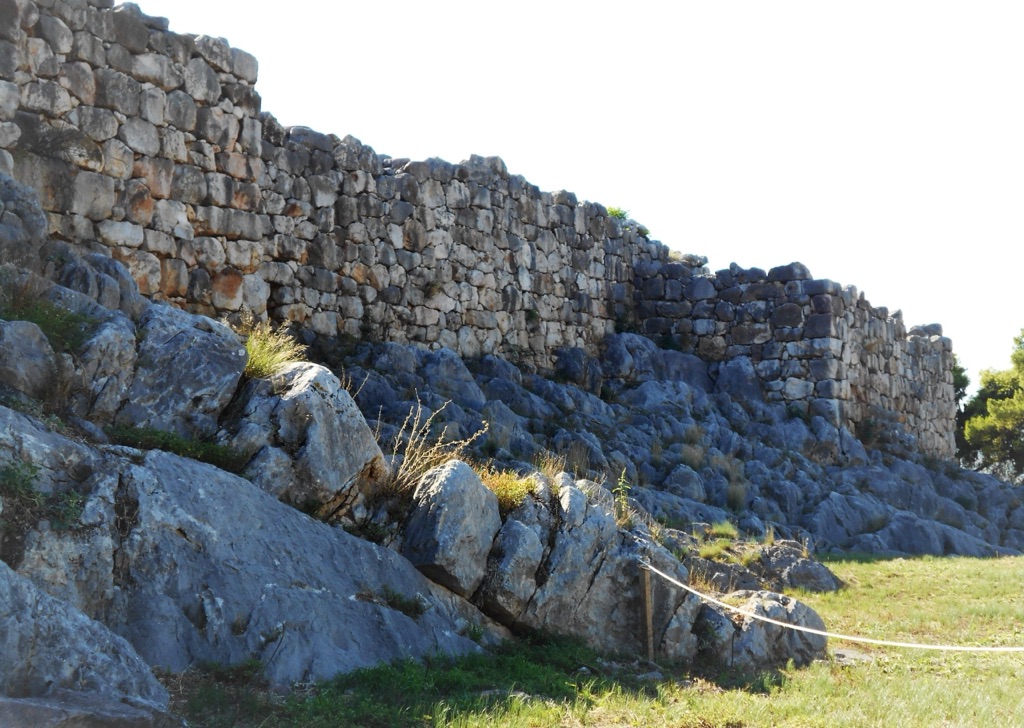 cyclopean walls (mycenae)