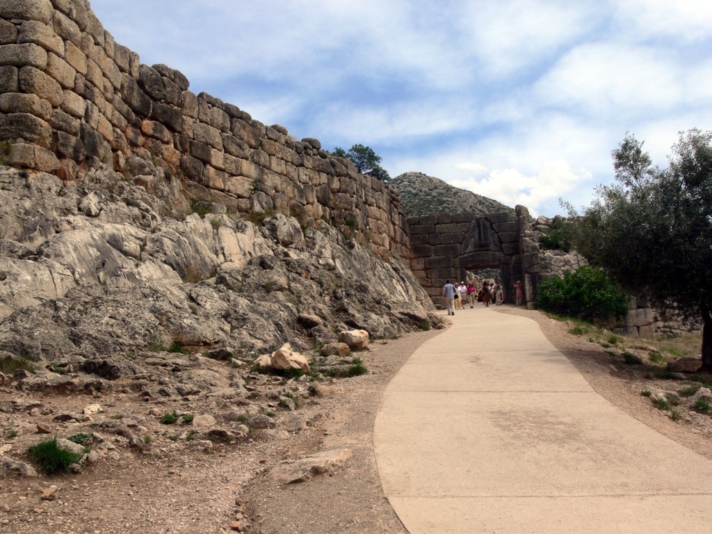 cyclopean walls (mycenae)