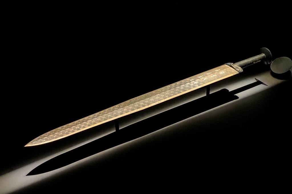 the goujian sword: a testament to ancient chinese craftsmanship