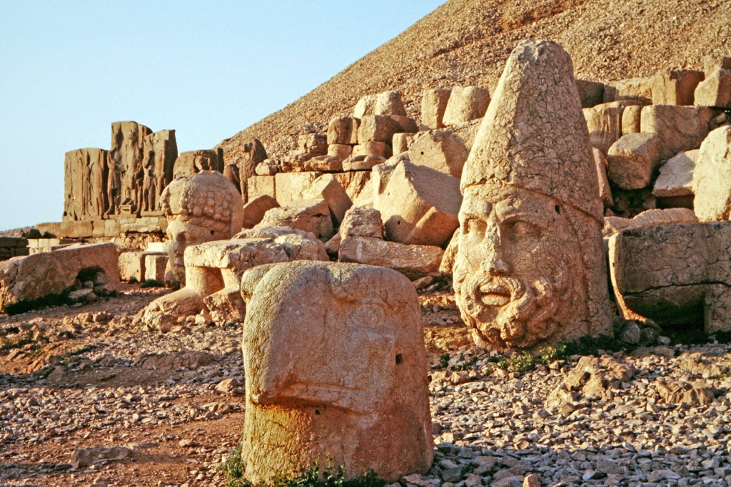 mount nemrut