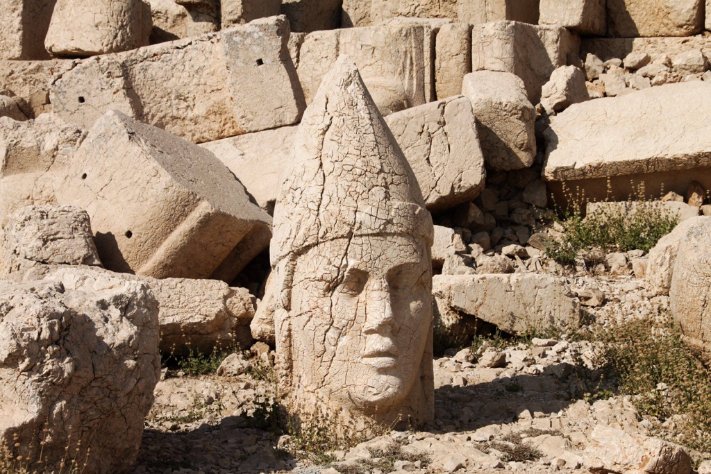 mount nemrut