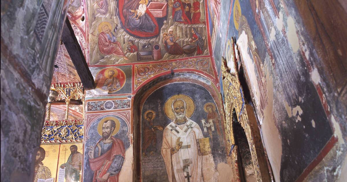 painted churches in the troodos region