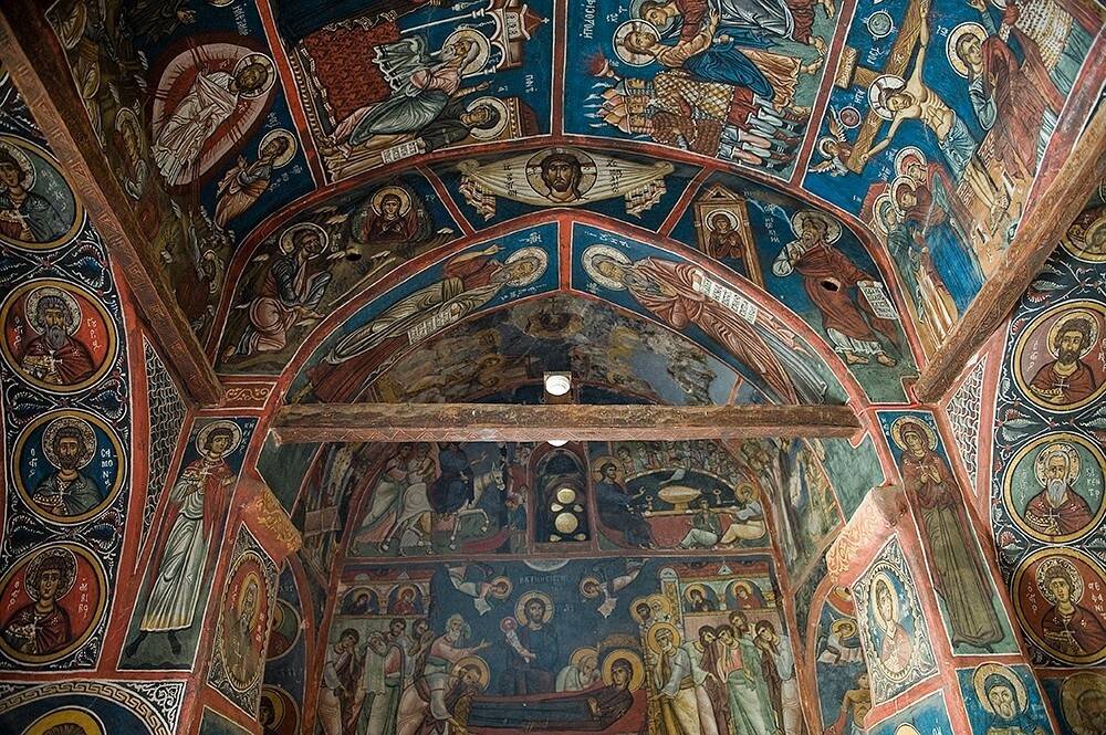 painted churches in the troodos region