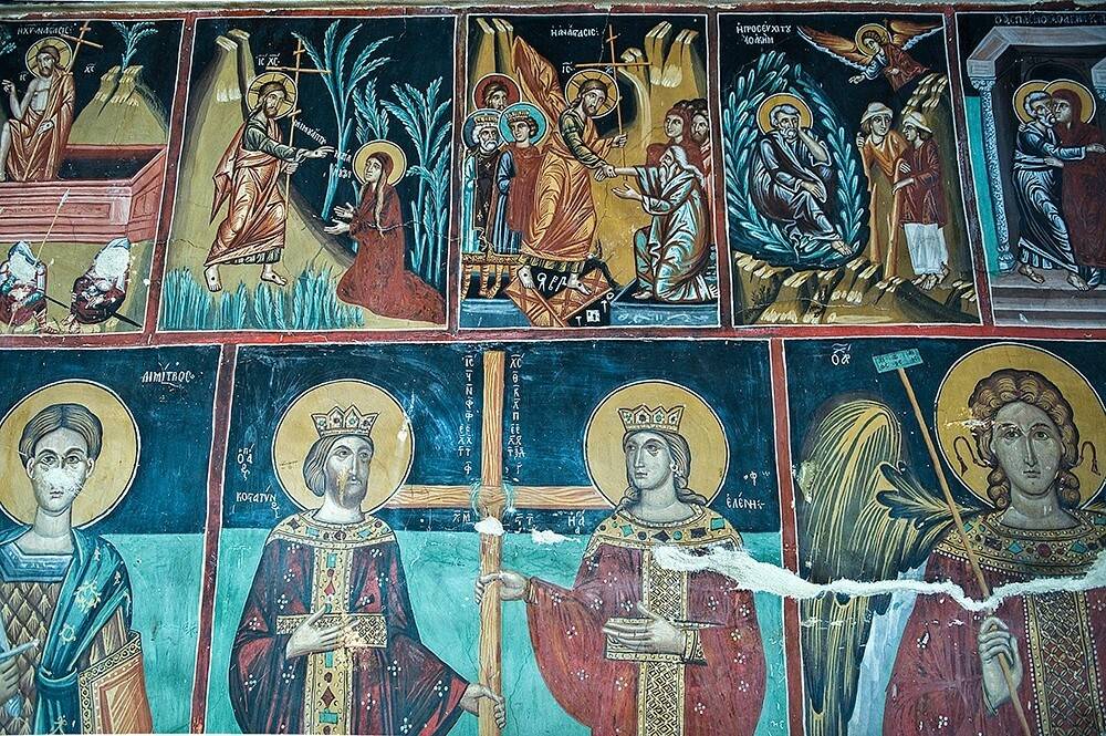 painted churches in the troodos region