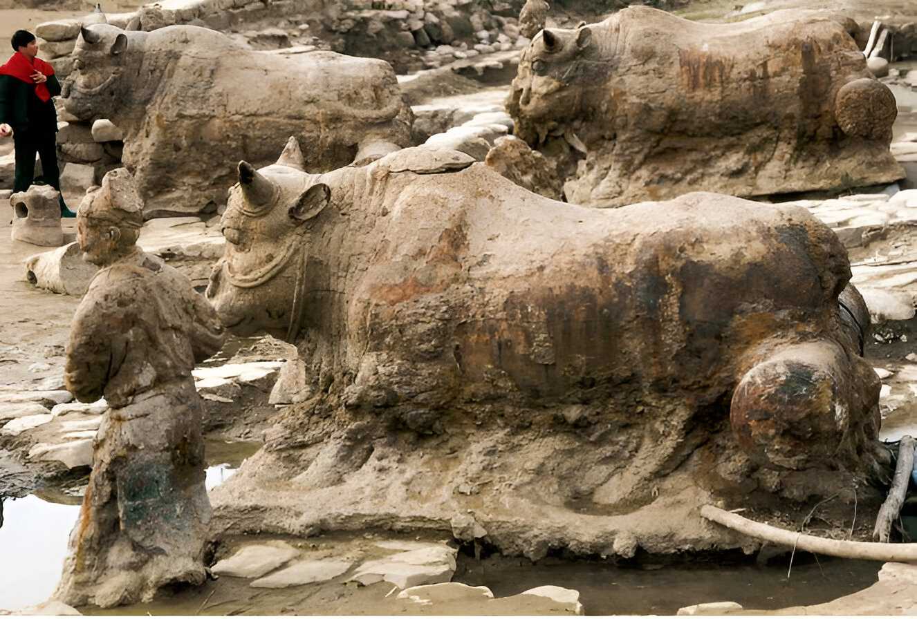 pujin ferry ruins (黃河大鐵牛)