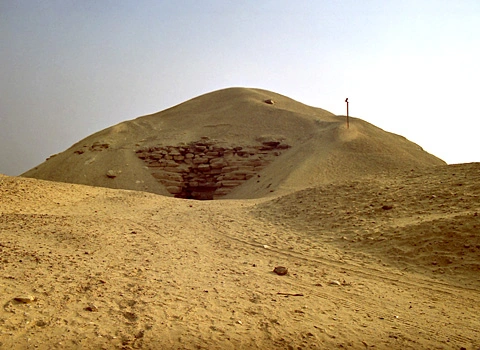 pyramid of amenemhet i