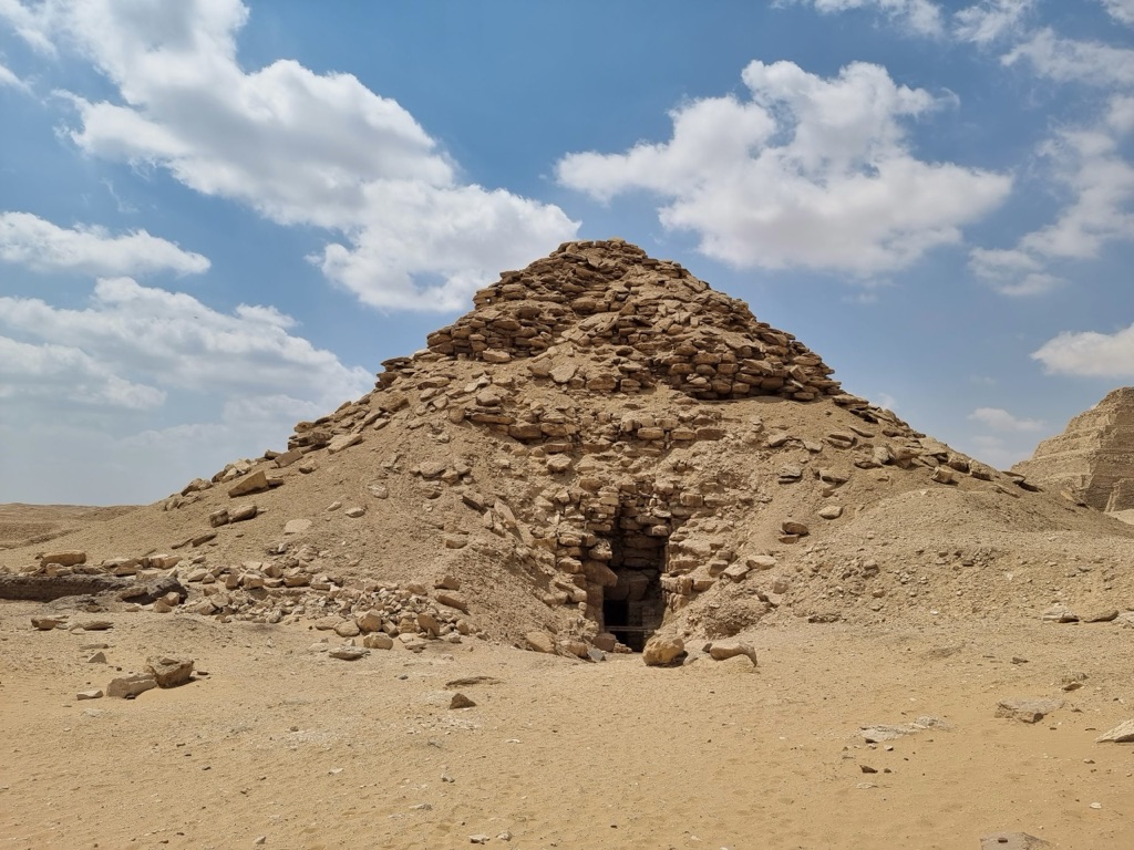 pyramid of userkaf