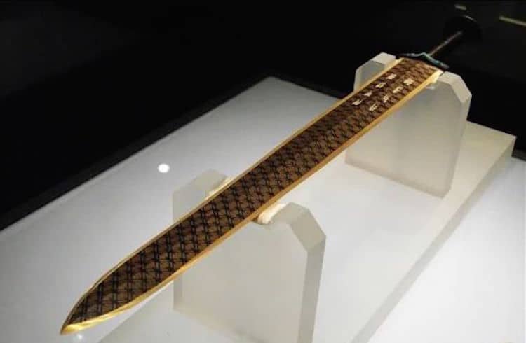 the goujian sword: a testament to ancient chinese craftsmanship