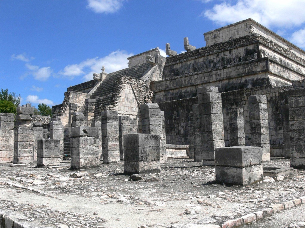 temple of the warriors, chichen itza