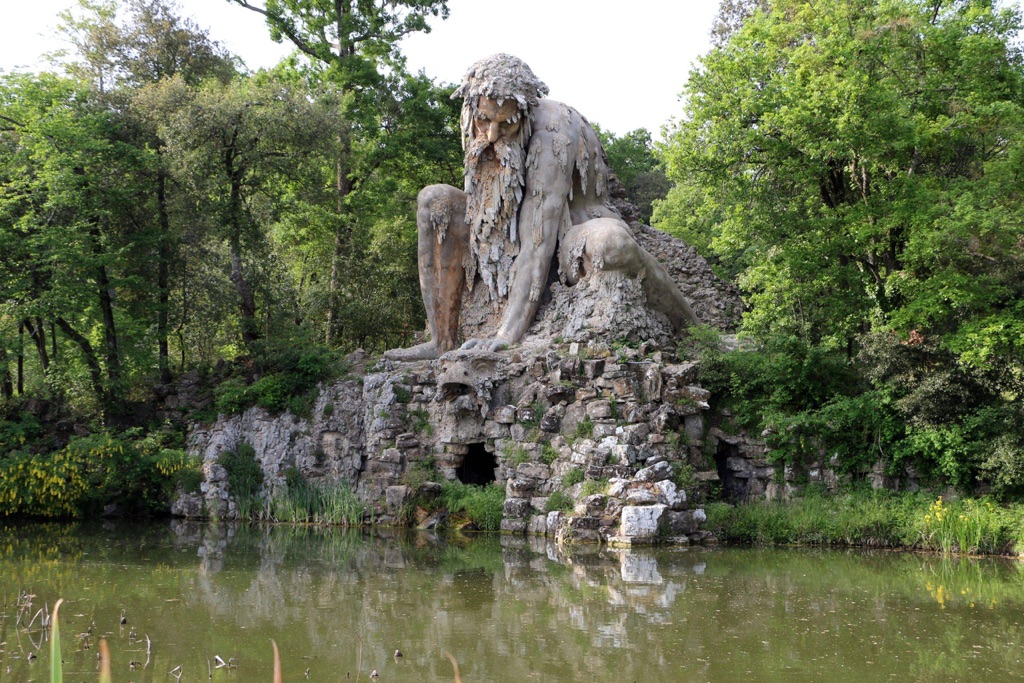 the appennine colossus