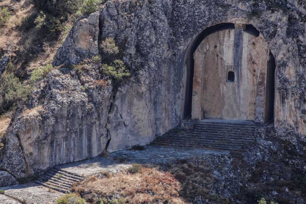 the kapilikaya rock tomb