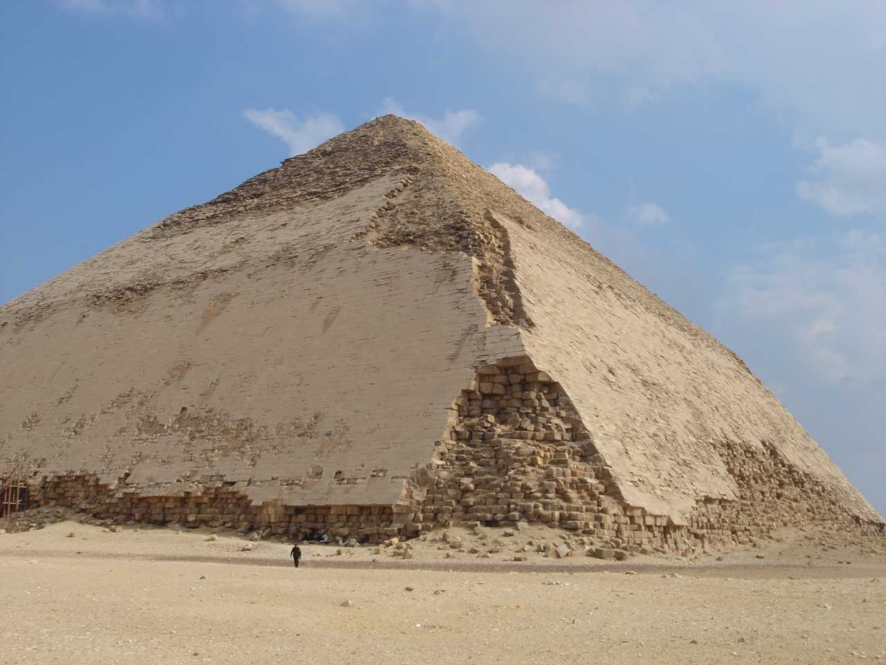 the bent pyramid