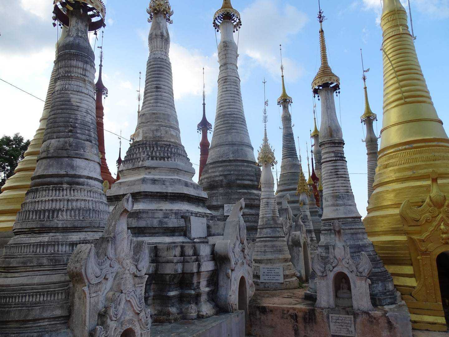 the shwe indein pagoda