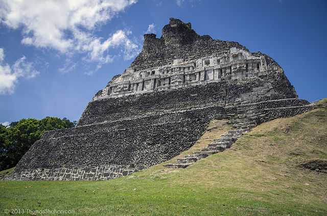 xunantunich in belize