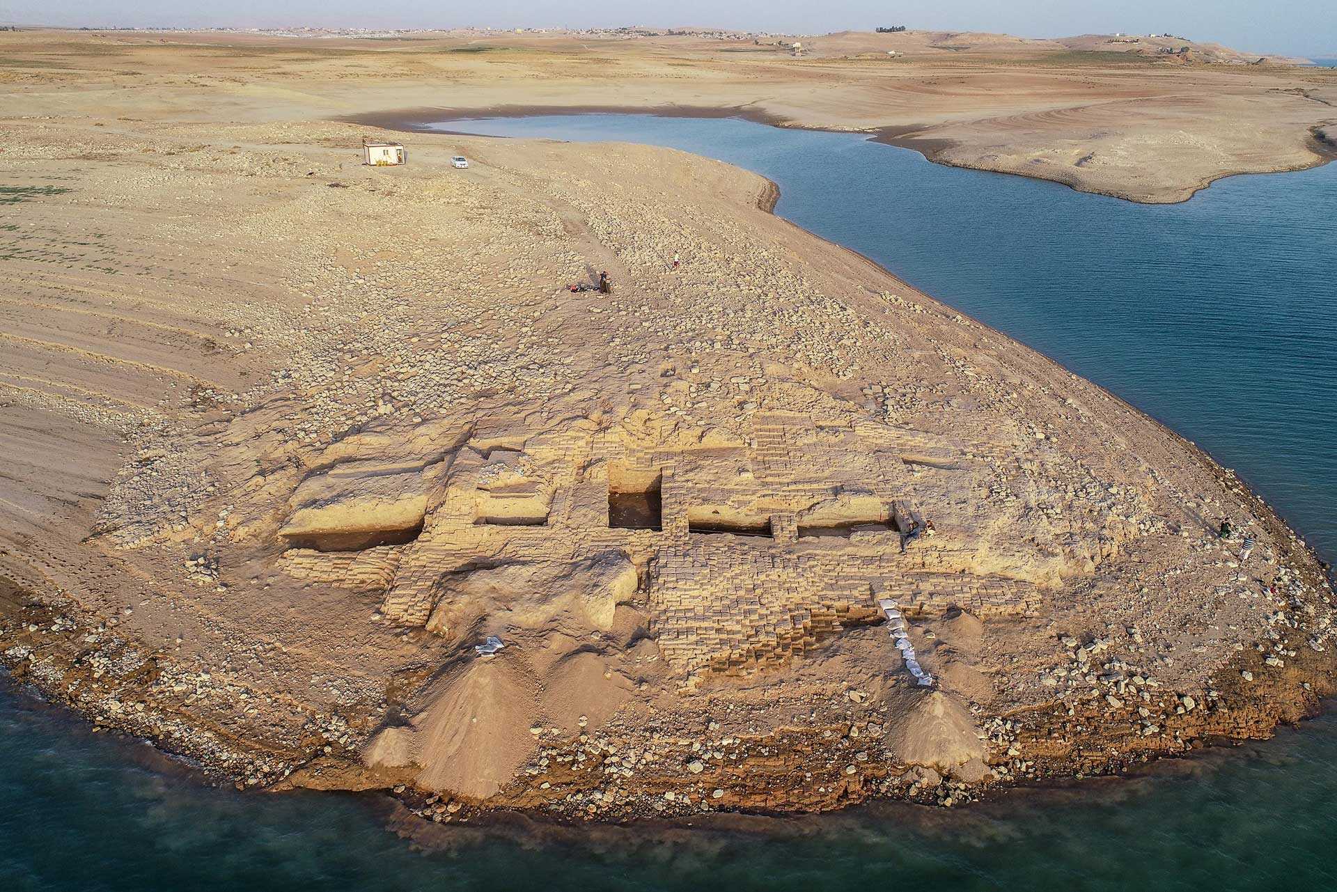 the history of the euphrates river