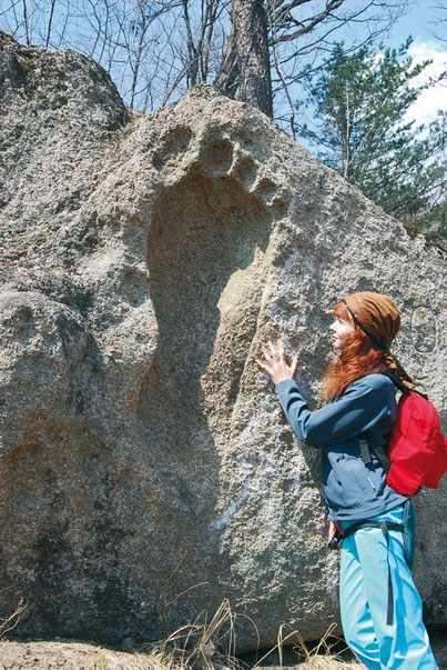 giant footprints discovered in stone