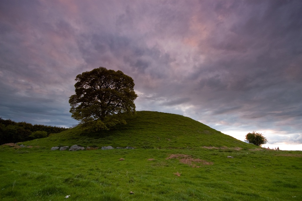 dowth passage tomb