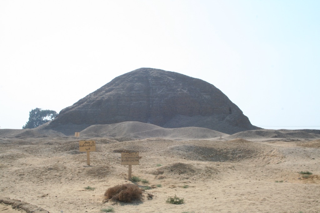 hawara pyramid of amenemhat iii