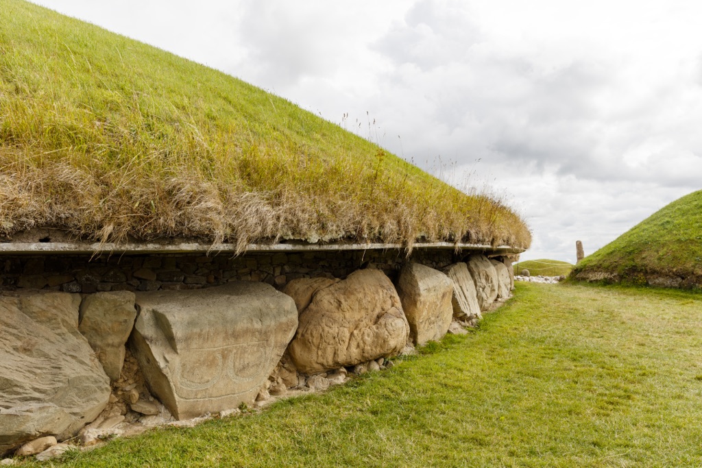 knowth passage tomb