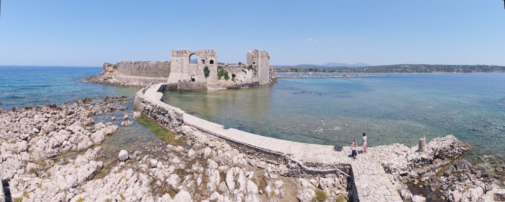 methoni castle