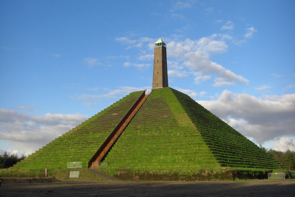 pyramid of austerlitz