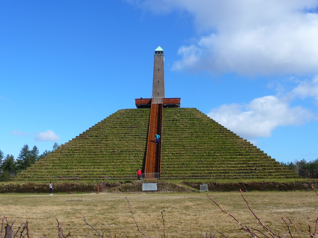 pyramid of austerlitz