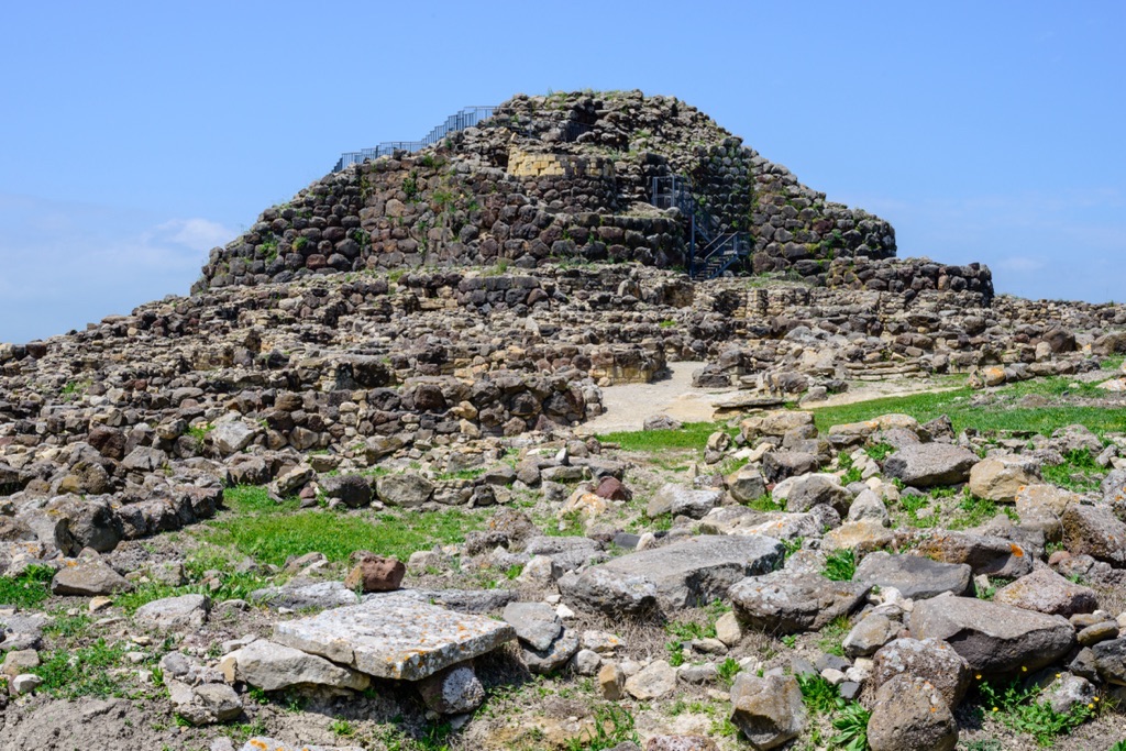 su nuraxi di barumini in sardinia