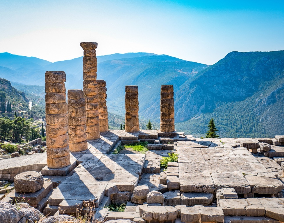 temple of apollo (delphi)