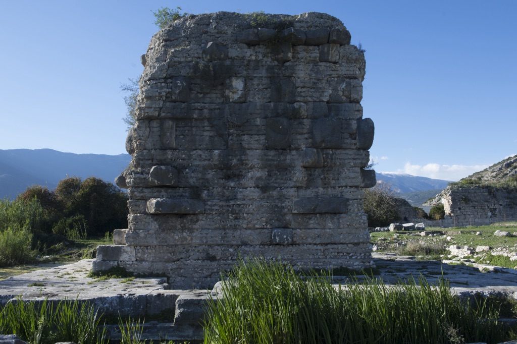the cenotaph of gaius caesar