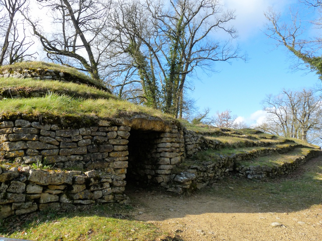 tumulus of bougon