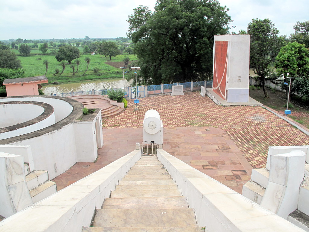 ujjain observatory (vedh shala)