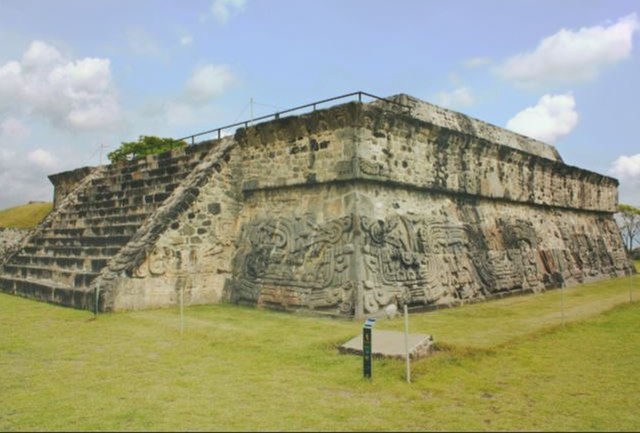 xochicalco - the mexican pyramids from an unknown culture