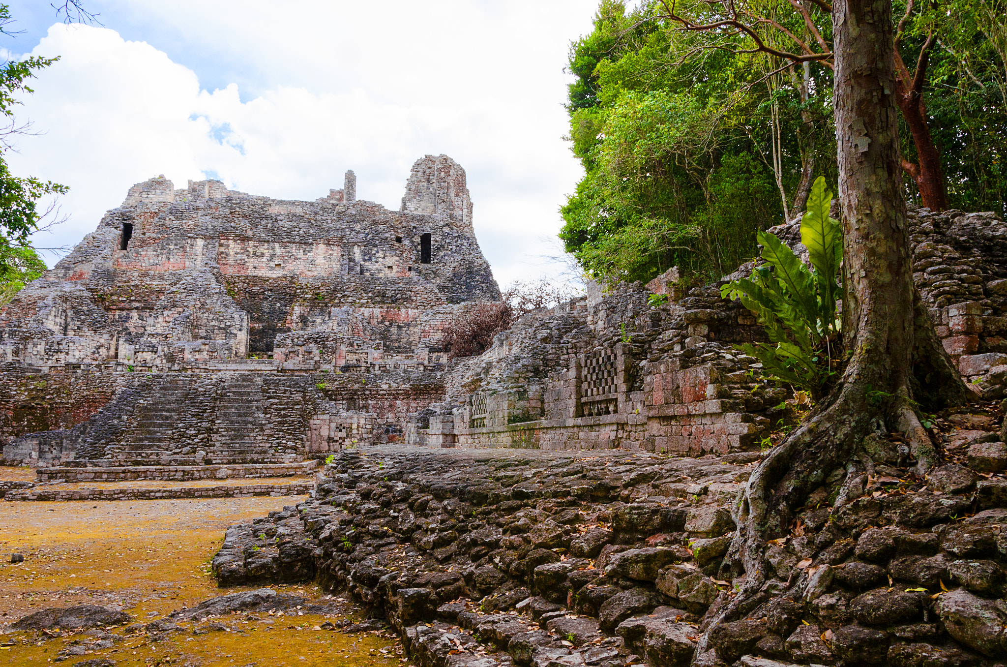 becan mayan ruins