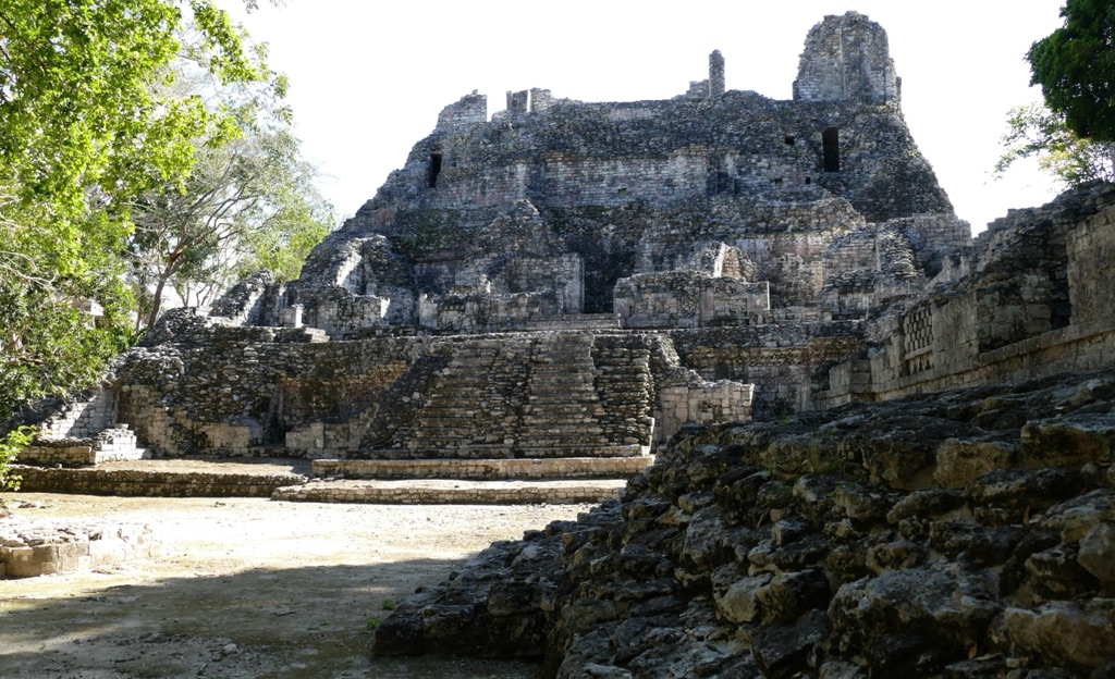 becan mayan ruins