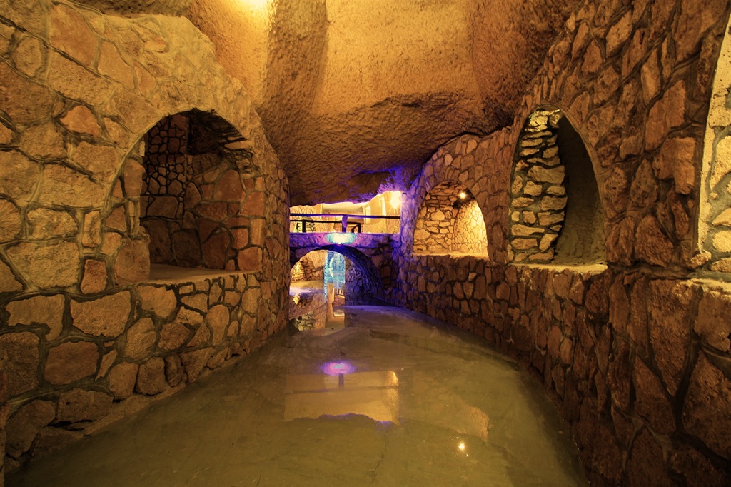 kariz underground city