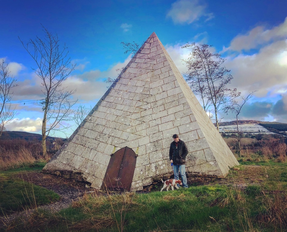 kinnitty pyramid