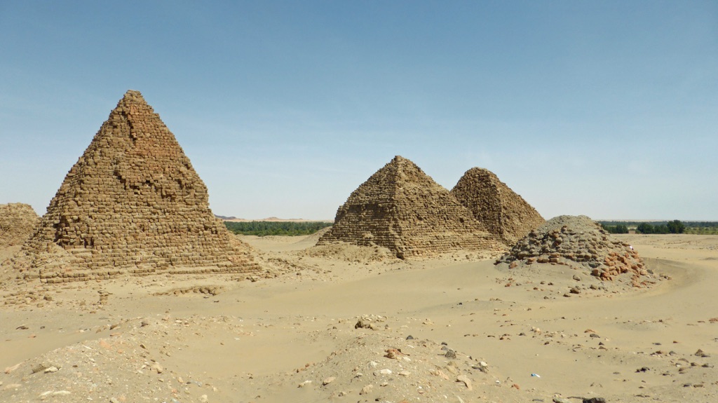 nuri pyramids