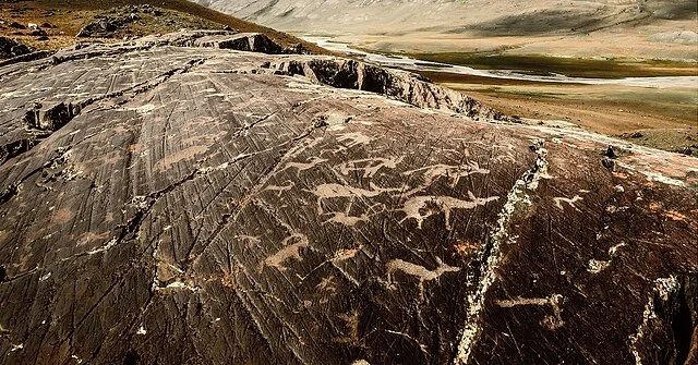 Tsagaan Salaa Rock Paintings