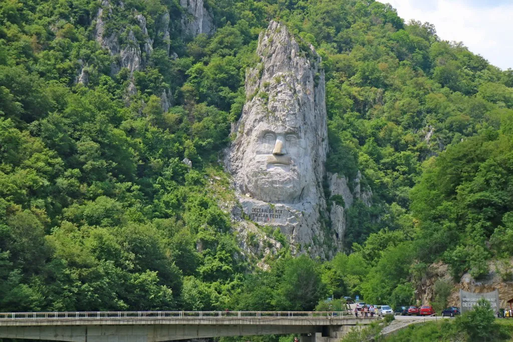 Rock sculpture of Decebalus 6