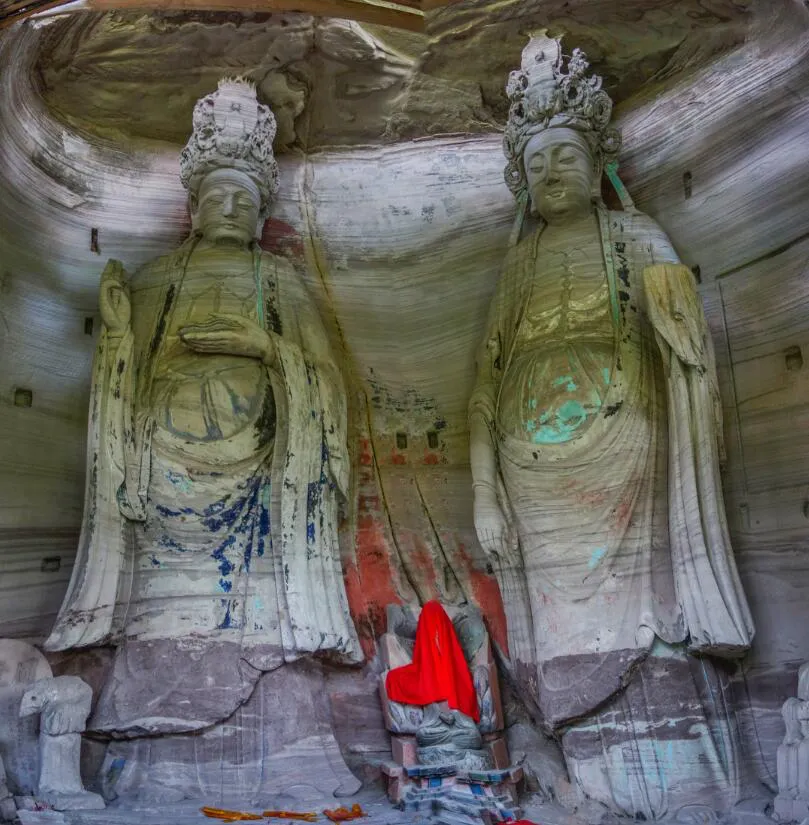 Cliff Sculptures of Mingshan Temple