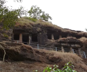 Gandharpale Caves