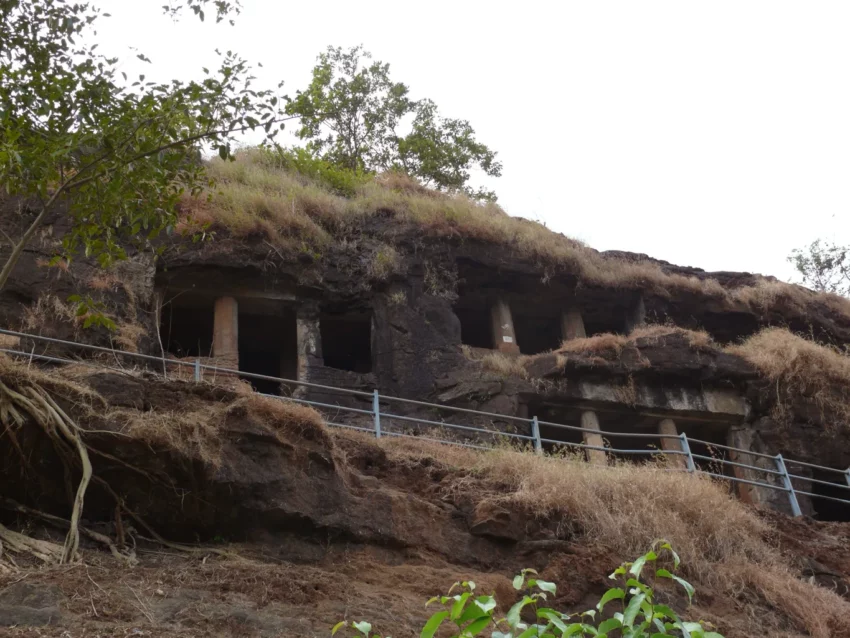 Gandharpale Caves