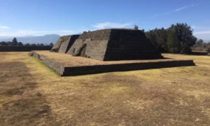 Ihuatzio (archaeological site) 2