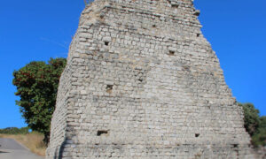 Pyramide dite La Penelle