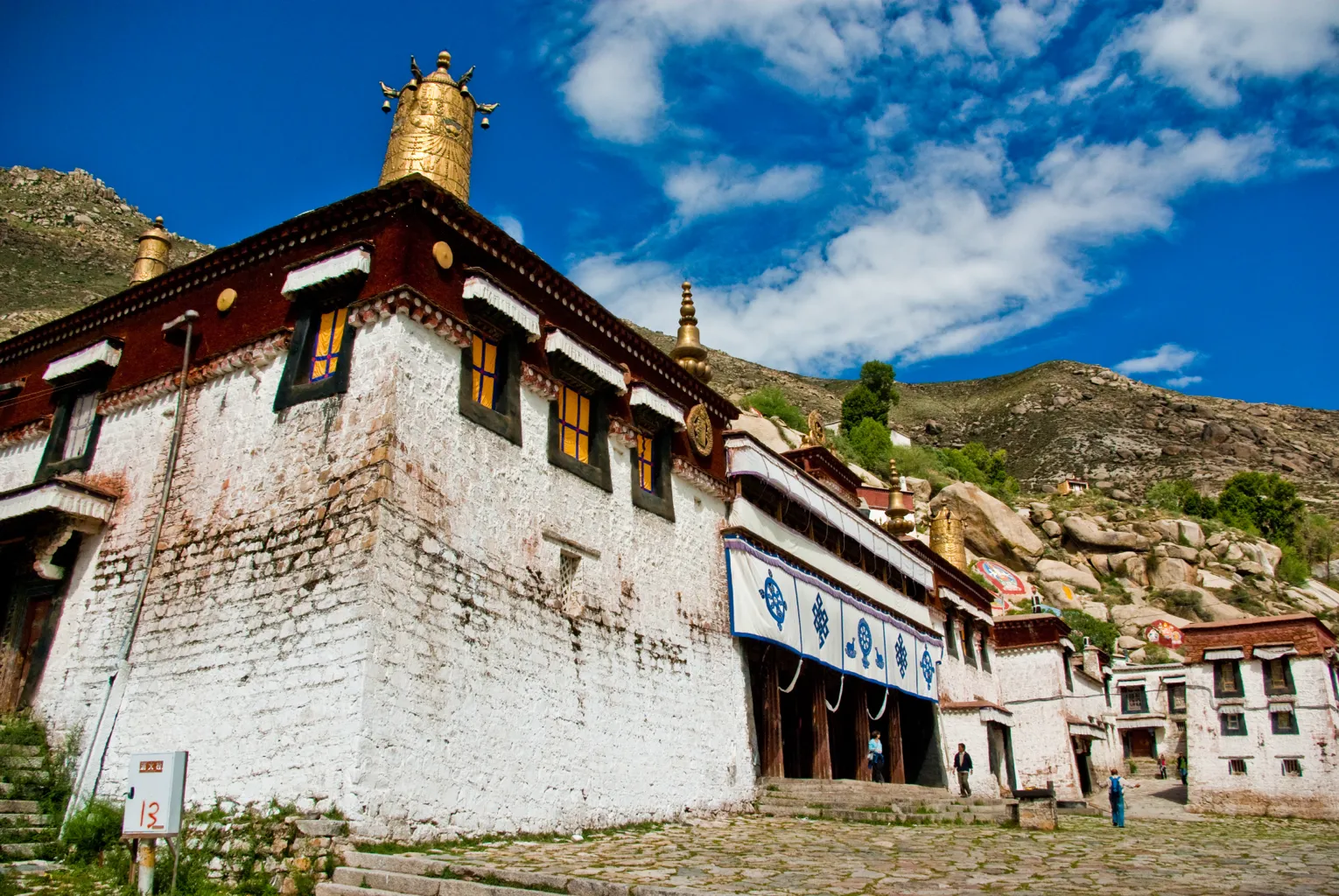 Sera-Monastery.webp