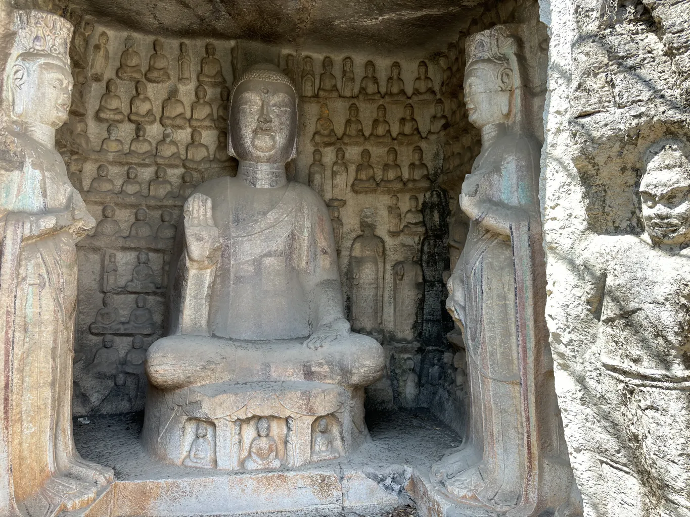 The Second Grotto Toushan Grottoes