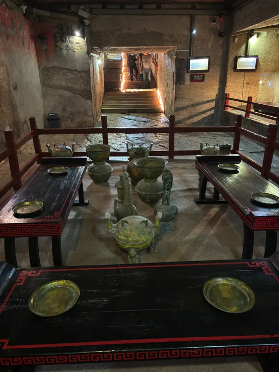 Tomb of King Gong of Liang State 7